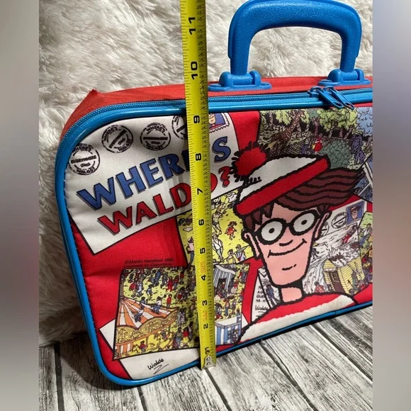 VINTAGE Where’s Waldo? Kids Suitcase Minor Flaws/Damage As Pictured Rare HTF 90s